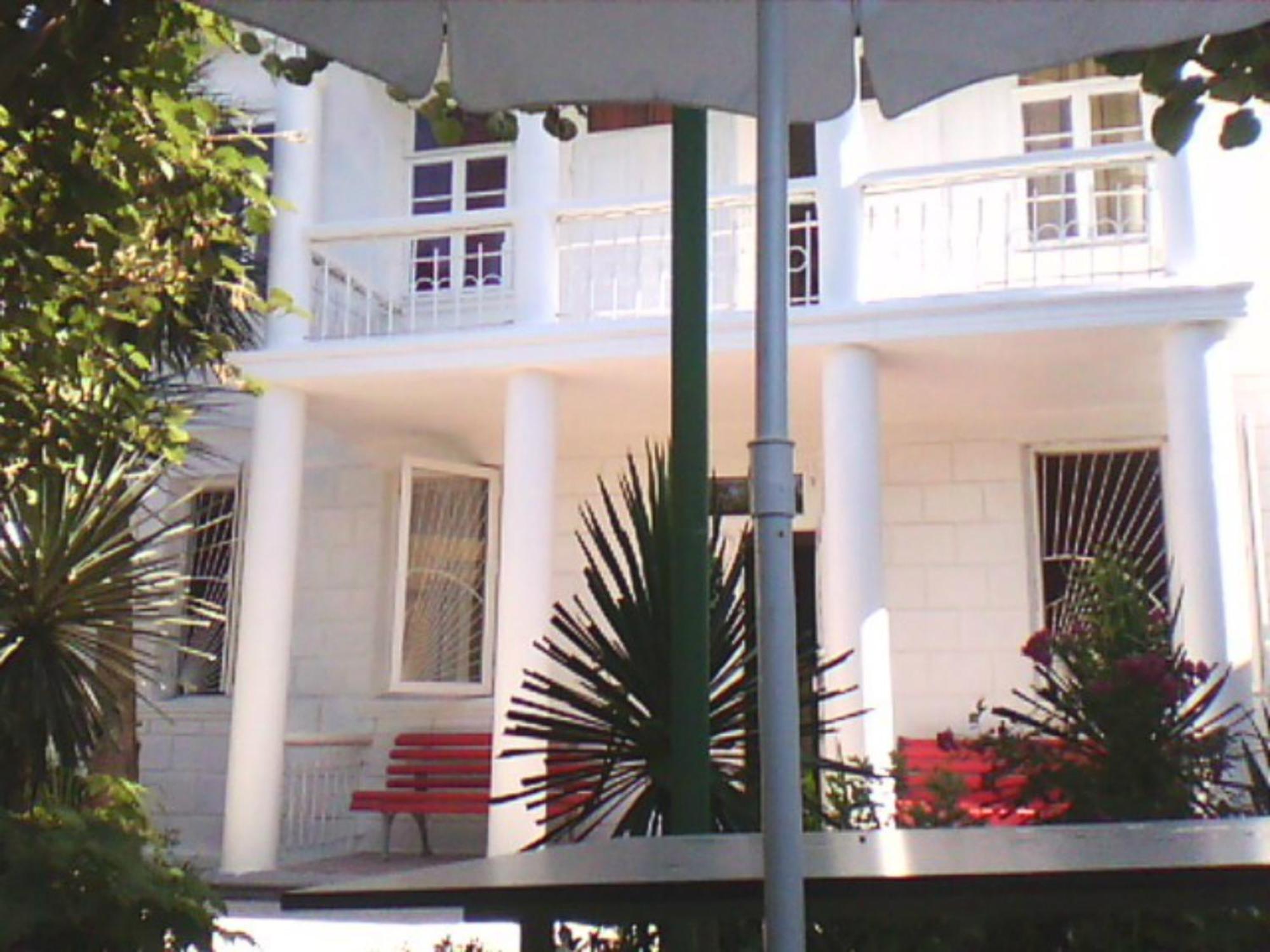 White Guest House Batumi Kültér fotó