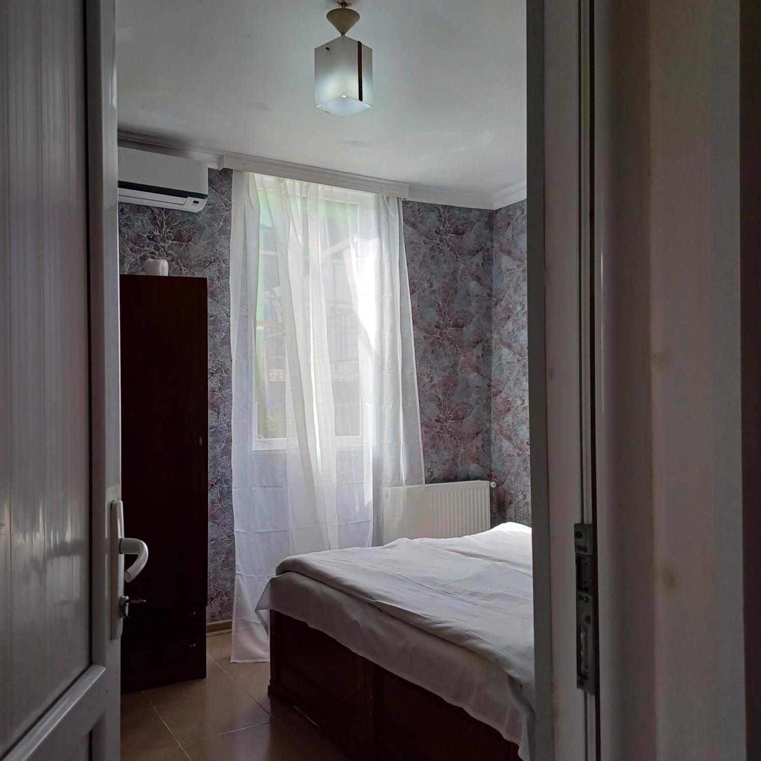 White Guest House Batumi Szoba fotó